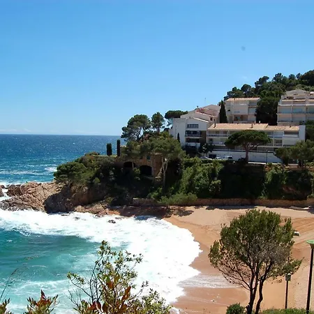 Fenetre Sur La Cala Salions Apartment *