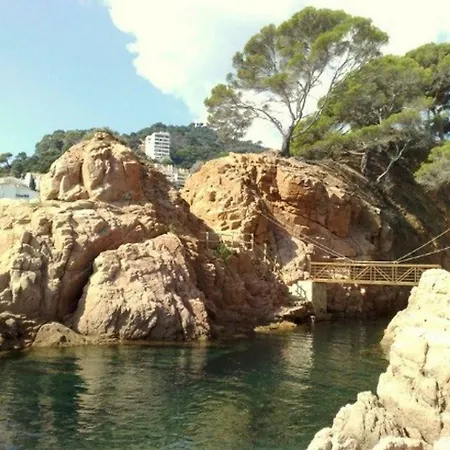 Fenêtre Sur La Cala Salions